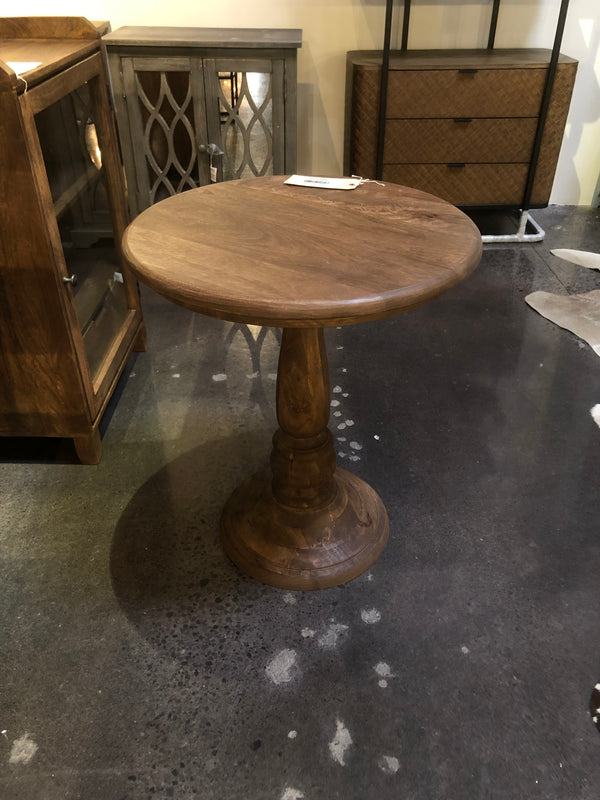BAY END TABLE