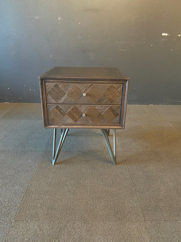 CANEI END TABLE
