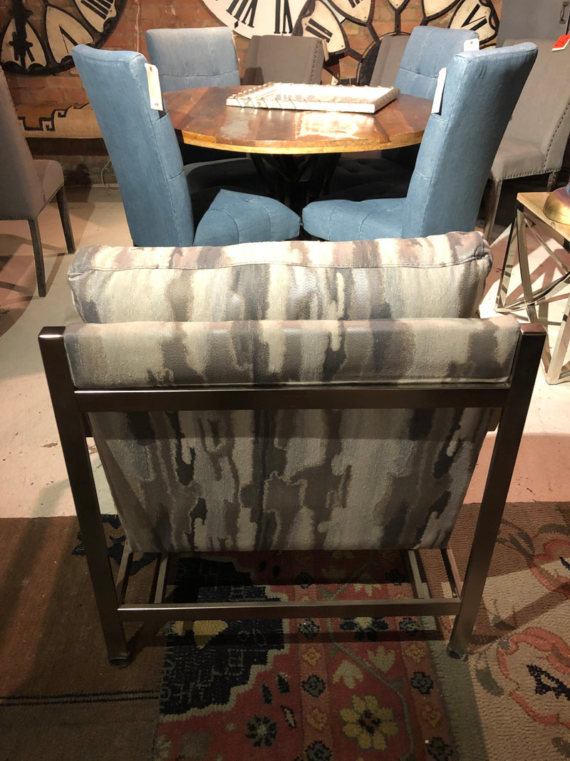 AMY METAL ACCENT CHAIR