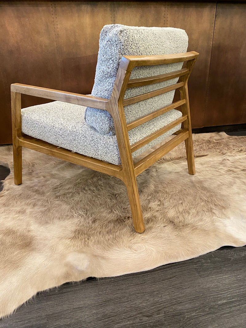 LIGHT WOOD ECLAIR ACCENT CHAIR